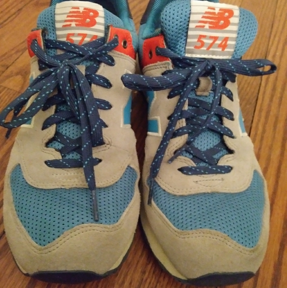 Men's New Balance 574s size 10